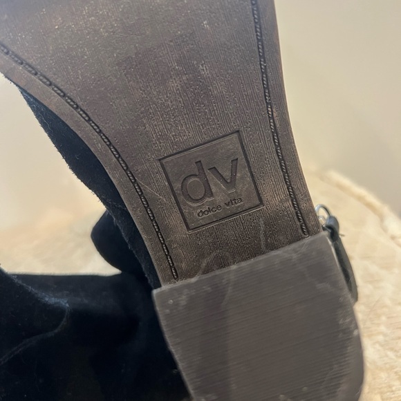 DV Booties! - Picture 4 of 6